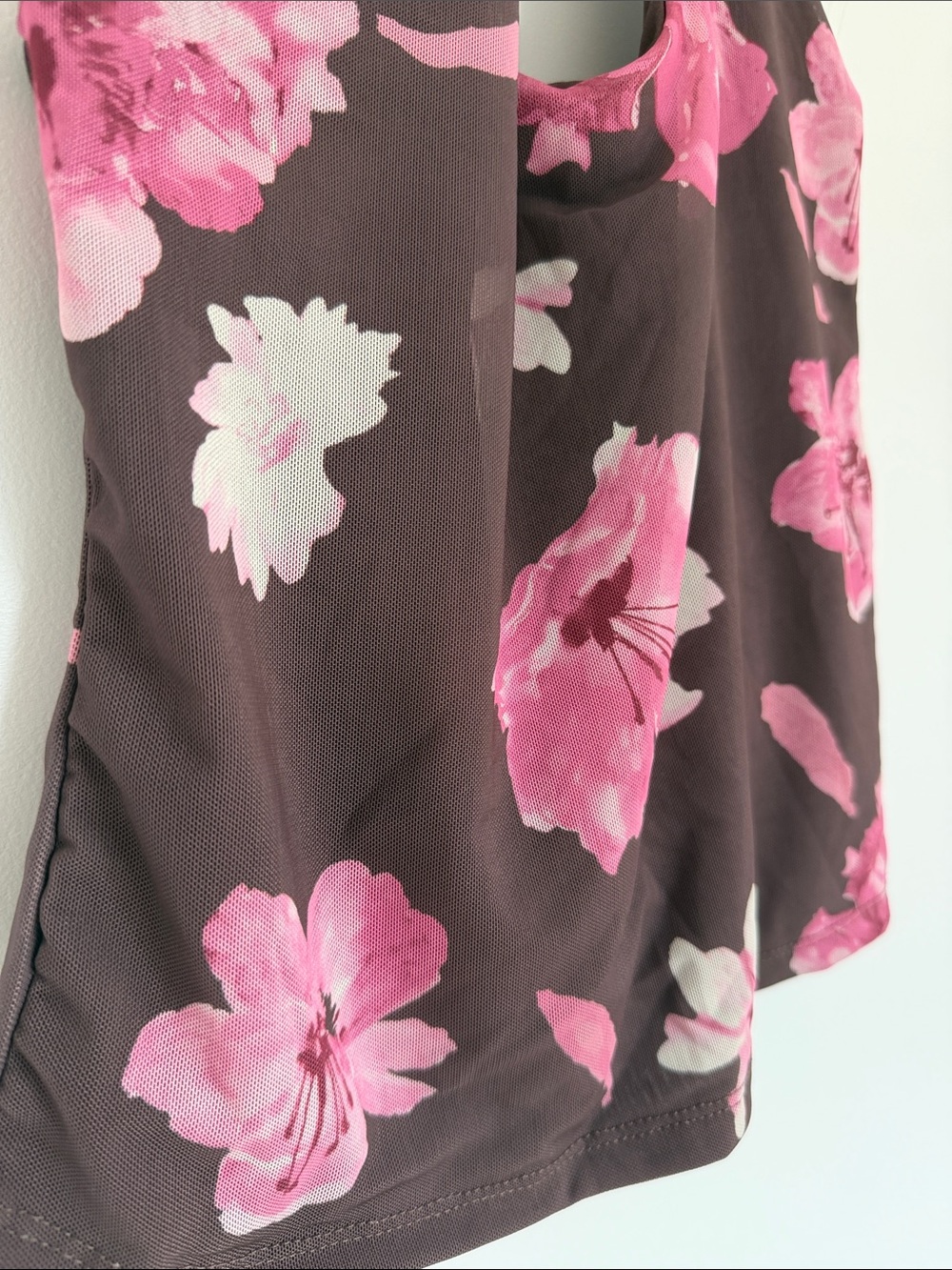 Women’s Brown Halter Top with Pink Floral Print NWOT - Picture 2 of 7